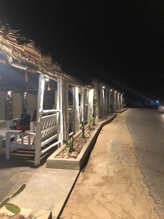 Mbuyu Lodge Watamu Bagian luar foto